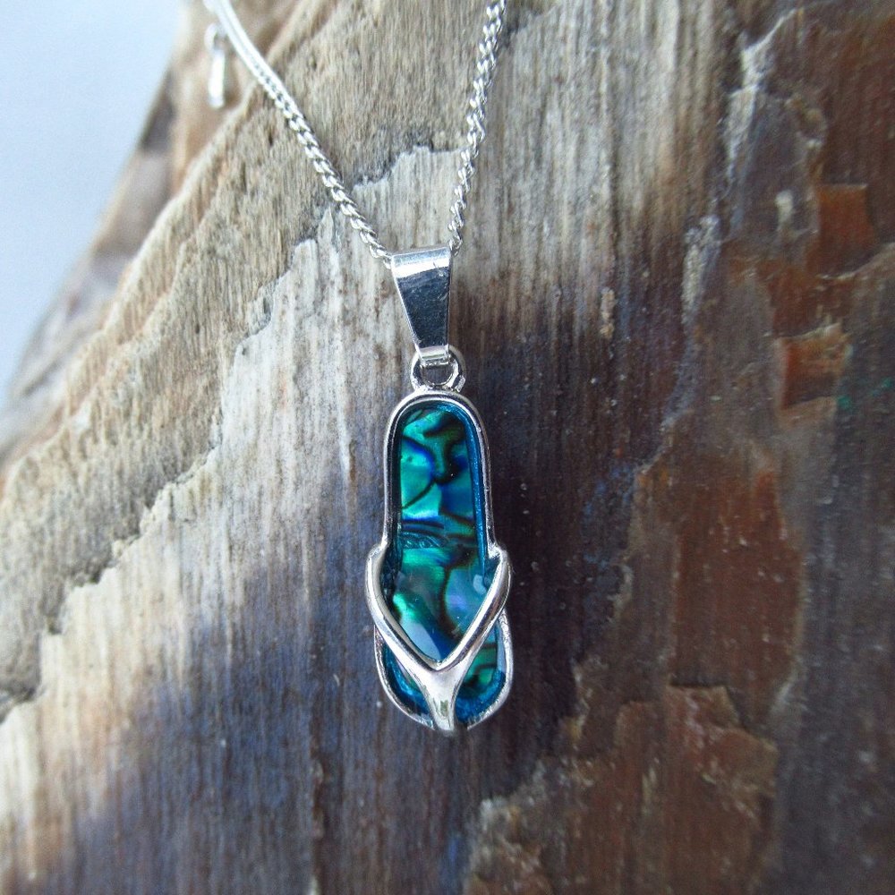 Necklace Flip Flop - Picture 6 of 16
